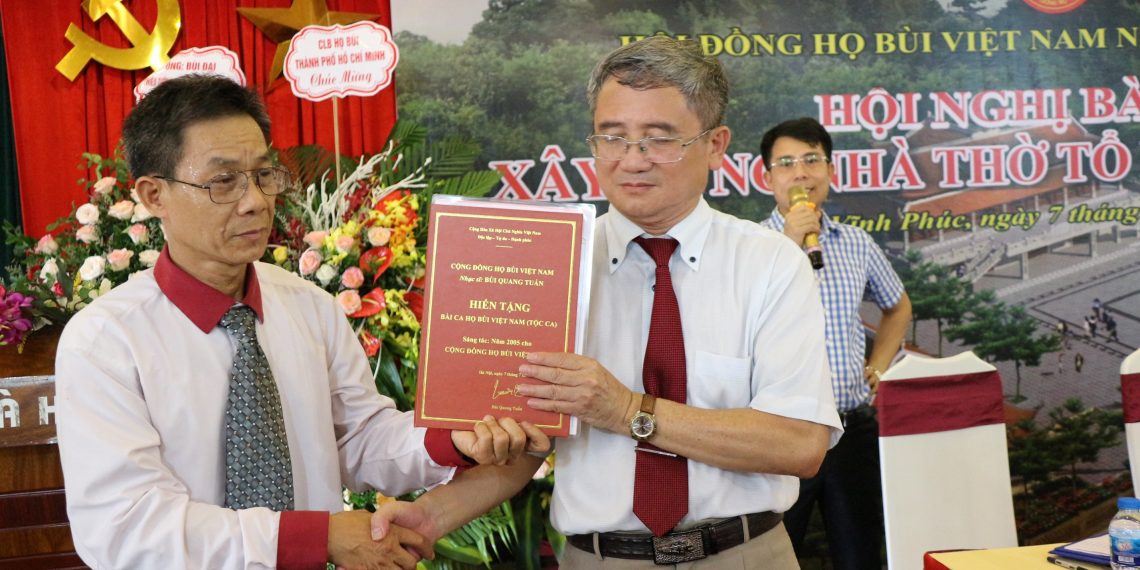 Tộc ca Họ Bùi Việt Nam